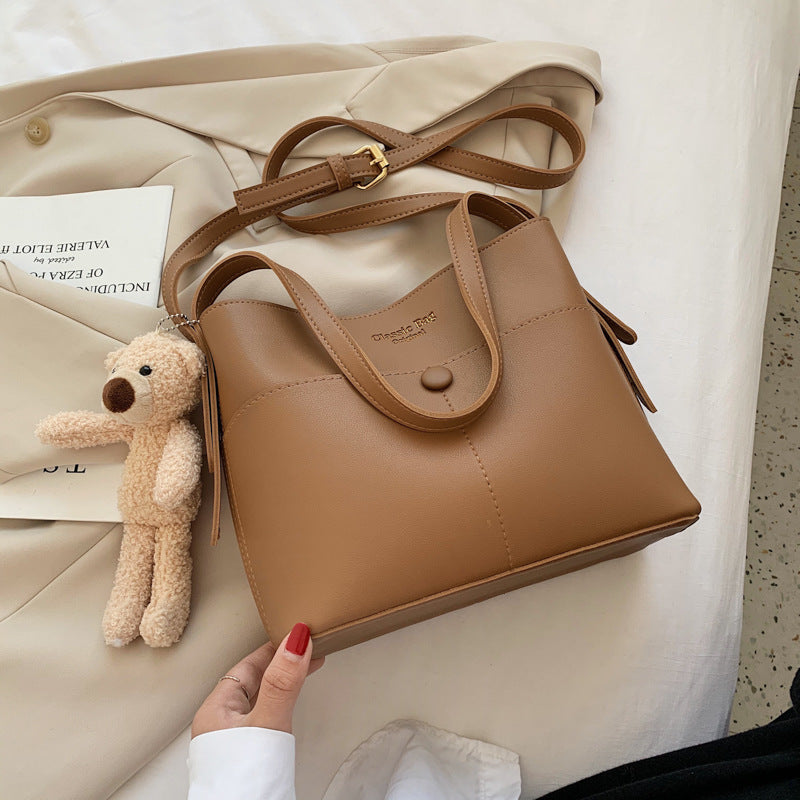 New Style Messenger Shoulder Bag Female Tote Bag Large Capacity Pu Bucket Bag Fashion Trend Niche Design Female Bag